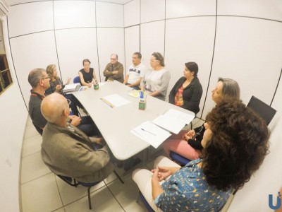 Membros da CPA reúnem-se para aprimorar as ferramentas de avaliação 