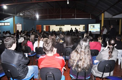 Adosp e Uespar iniciam projeto de responsabilidade social