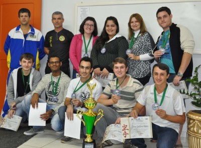 Alunos são reconhecidos por serviço voluntário 